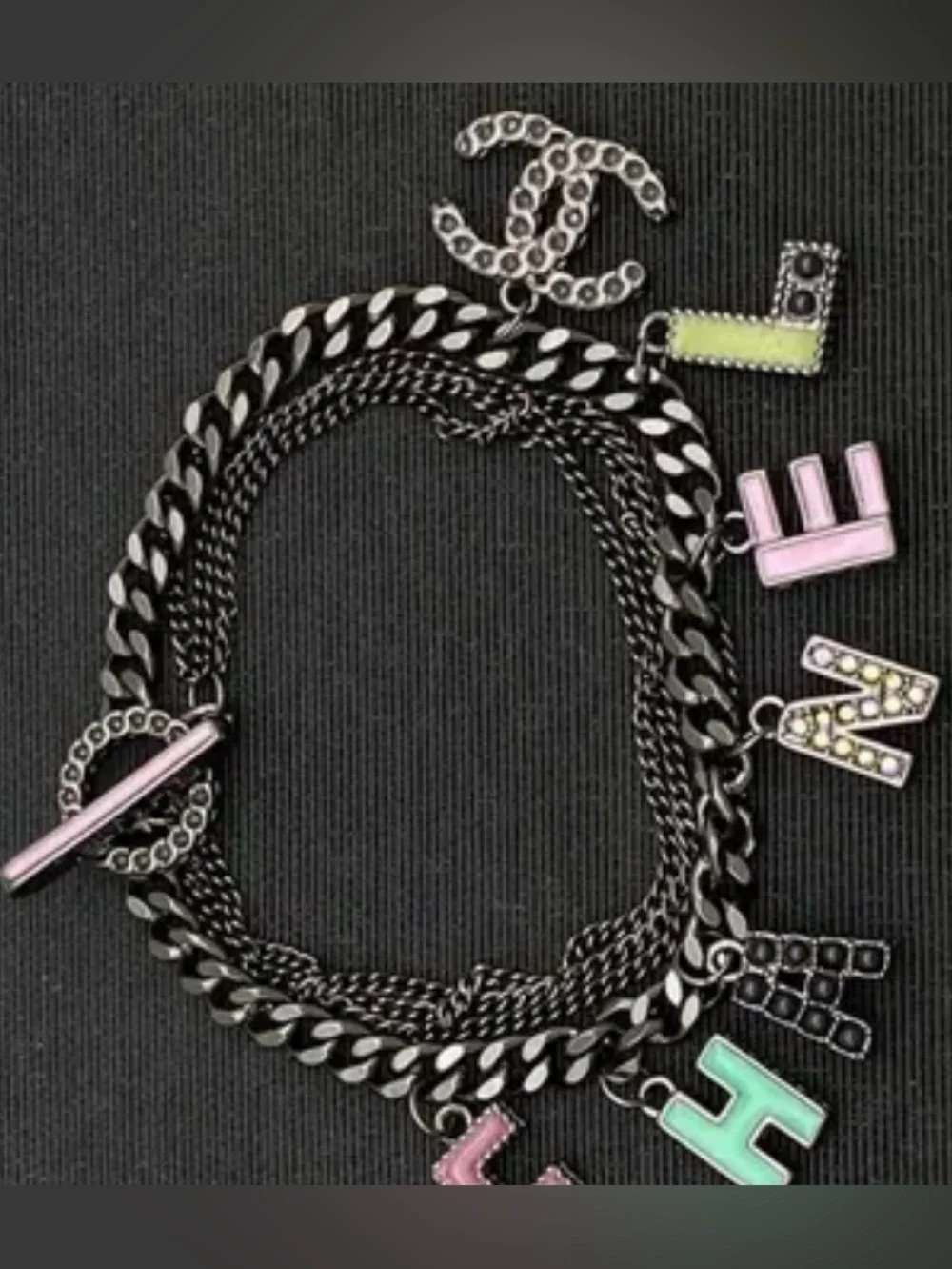🖤 CC ⛓️ C H A N E L 🪩 Charm (Multi🍬 Chain/Color)Bracelet 💜💟